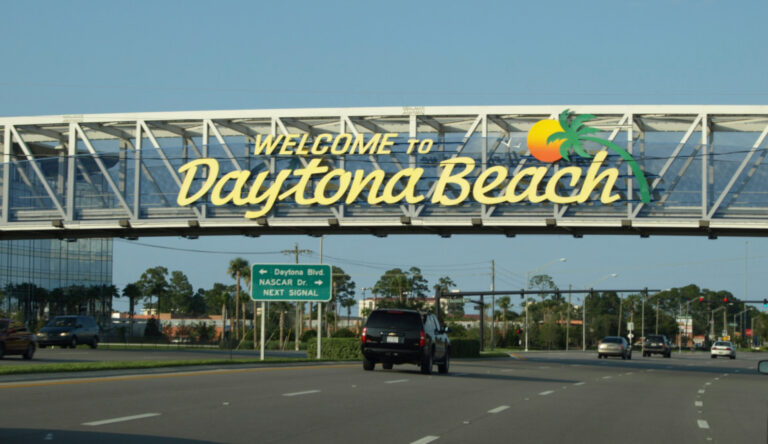 Welcome to Daytona Beach Florida sign — Blitz Roofing serves Daytona Beach